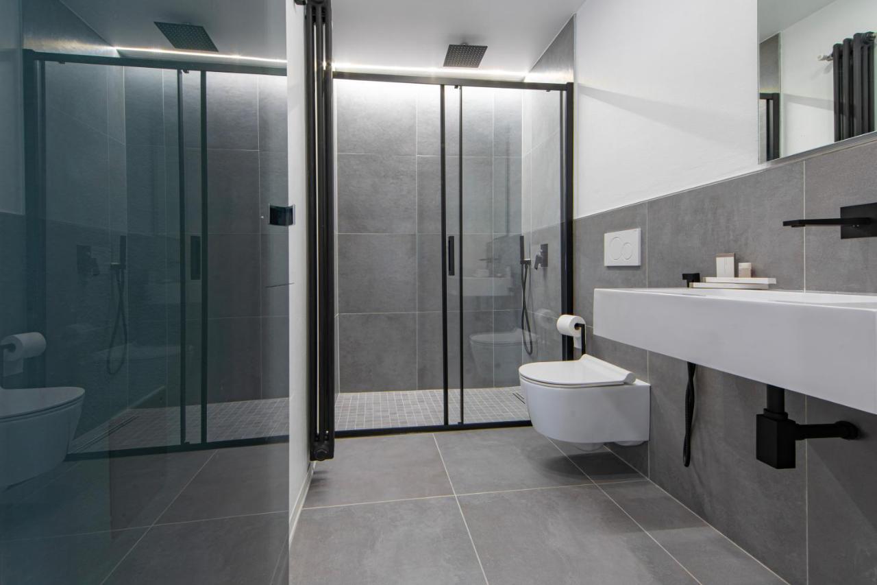 Cavaedium Guest House Arona Bagian luar foto