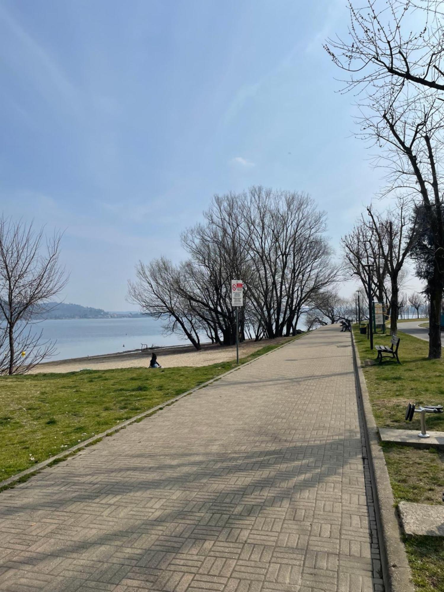 Cavaedium Guest House Arona Bagian luar foto
